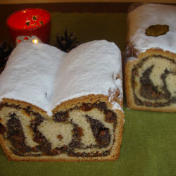 Mohnstollen gezuckert